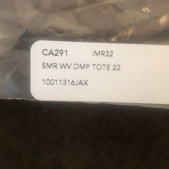 COACH DEMPSEY  With large COACH PATCH LOGO . Removable strap. DEAD STOCK - Picture 12 of 12